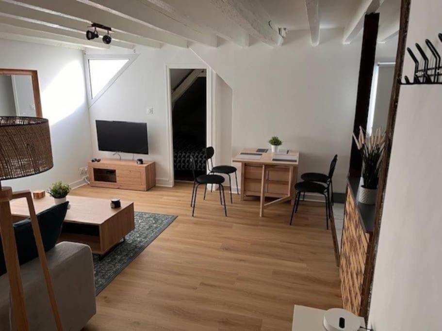 Appartement Calme Entre Ville Et Circuit Le Mans Exterior photo